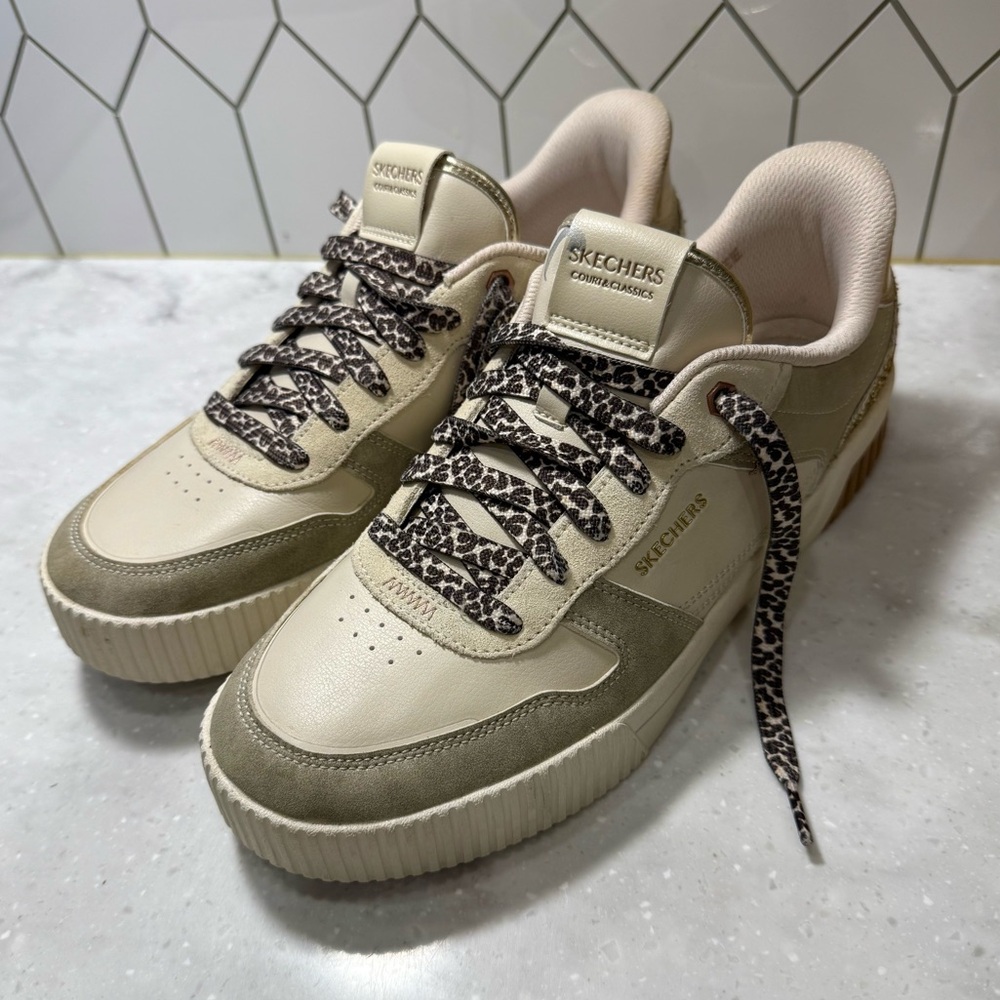 Skechers Cream and Olive Sneakers with Leopard Laces
